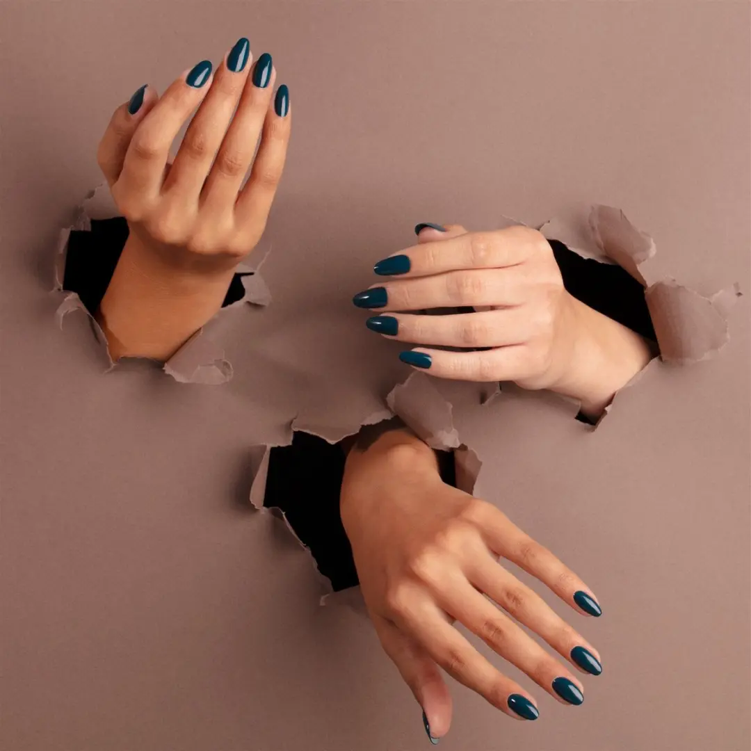 Artistic Nail Design Colour Revolution 'Be Bold' Nagellak 15ml - Donkergroen