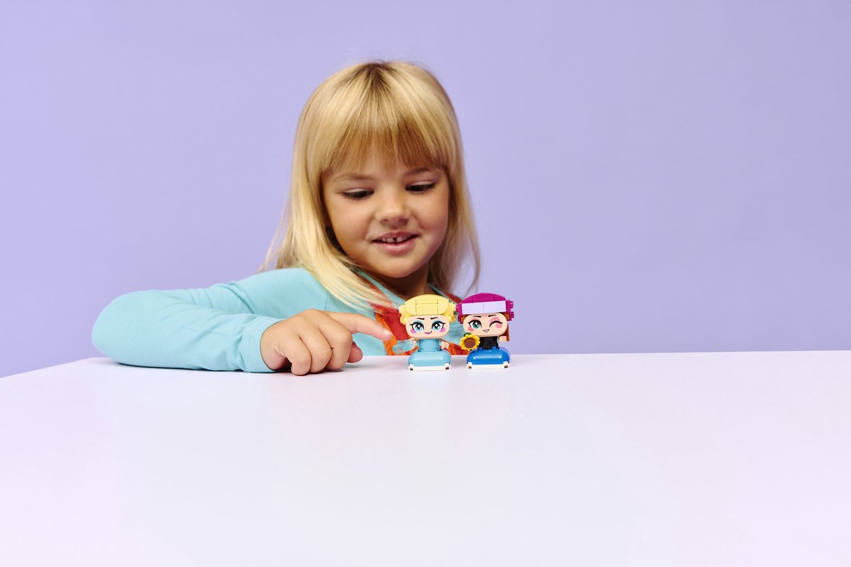 LEGO Disney Princess mini prinsessen Anna en Elsa bouwset speelgoed.