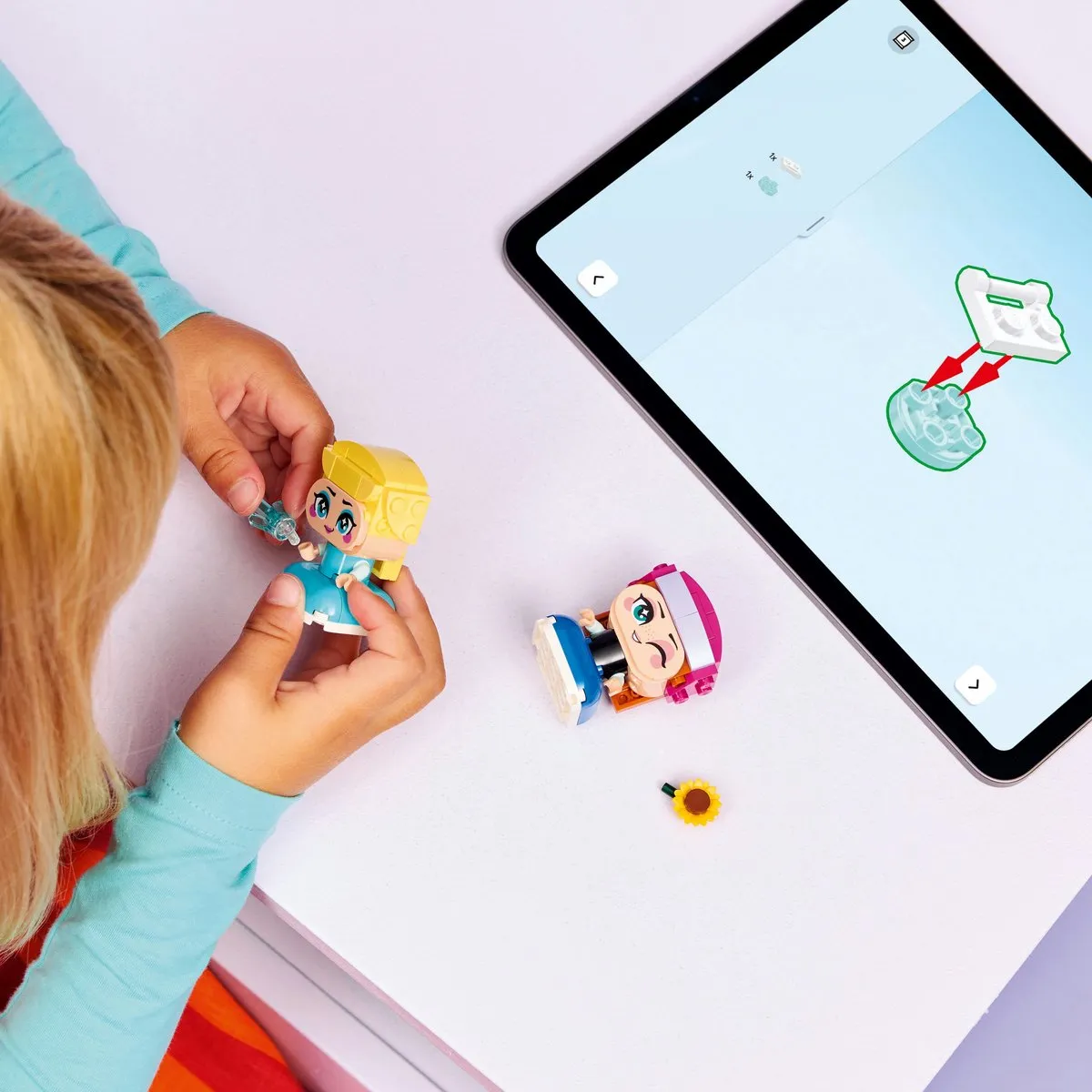 LEGO Disney Anna & Elsa Bouwset 65 Stukken - Multicolor