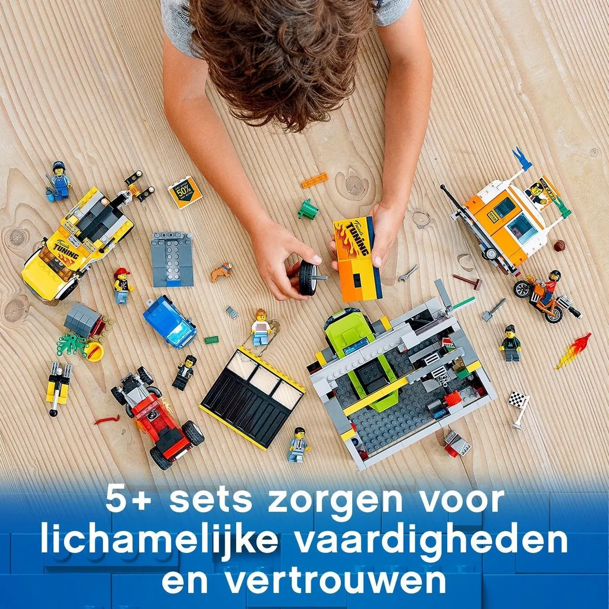 LEGO City Tuningworkshop 60258 - 897 Stukken