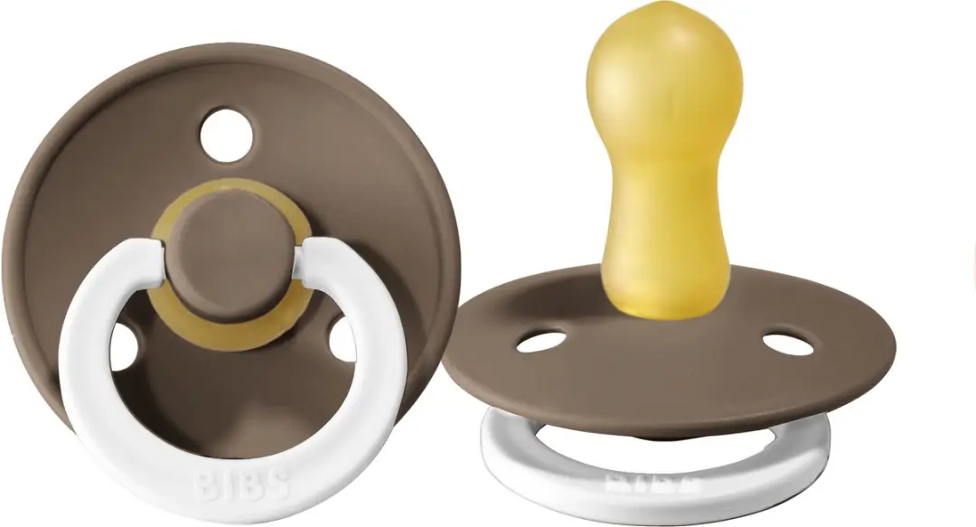 BIBS Glow In The Dark Fopspeen Dark Oak