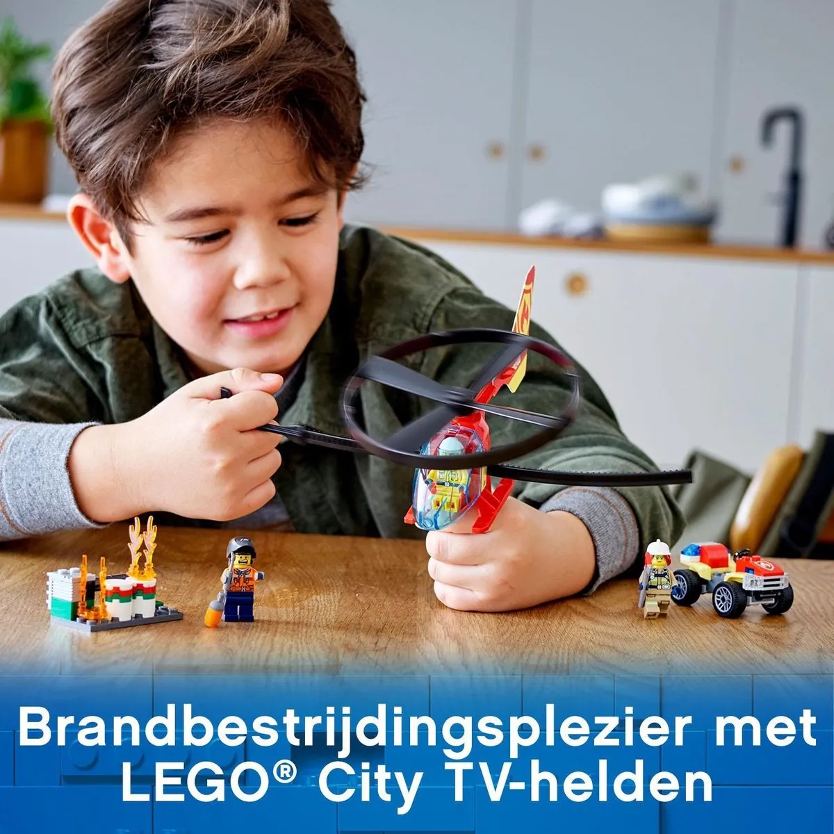 LEGO City Reddingsoperatie Helikopter 60248 - 6 Minifiguren