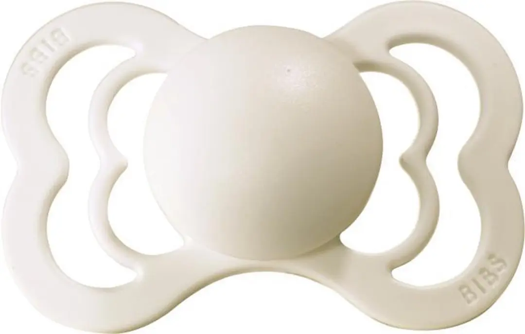 BIBS Supreme Ivory White Fopspeen Maat 2