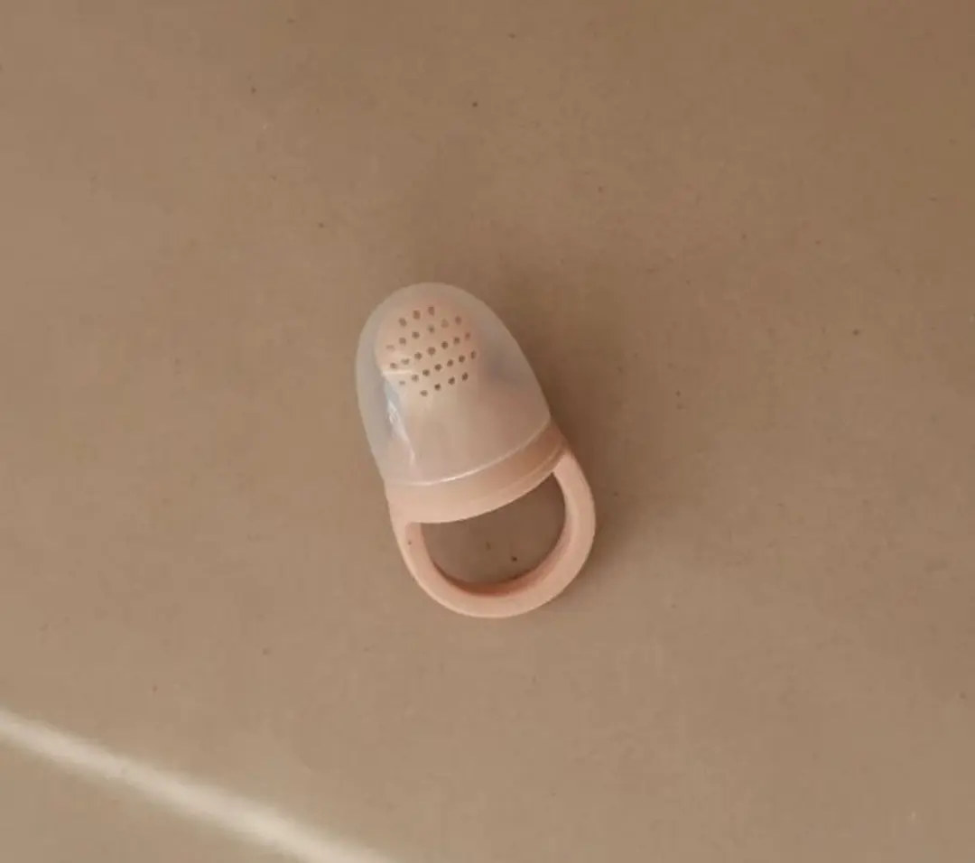 Mushie Fruitspeen Blush - 2 Stuks - afbeelding 6 van 6