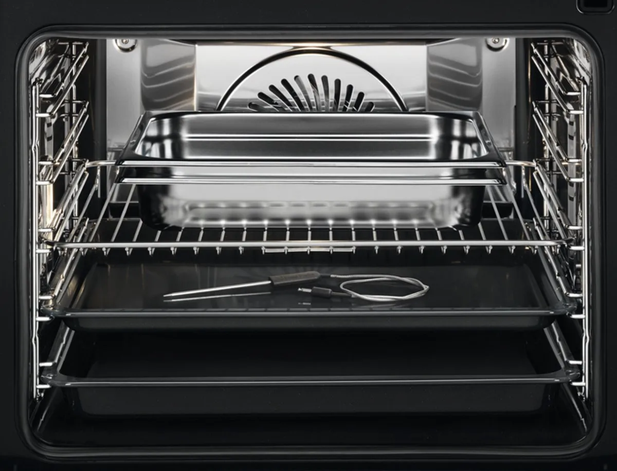 AEG BSK792280B EcoLine Oven - 70L - 3500W - Zwart