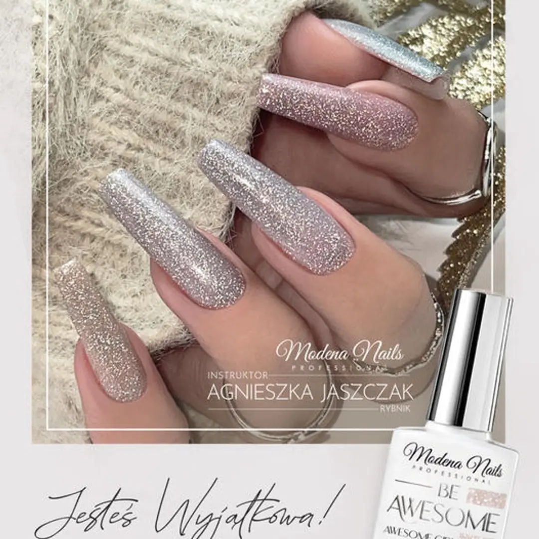 Modena Nails Miss Sis UV/LED Gellak 7,3ml - Lichtblauw Glitters