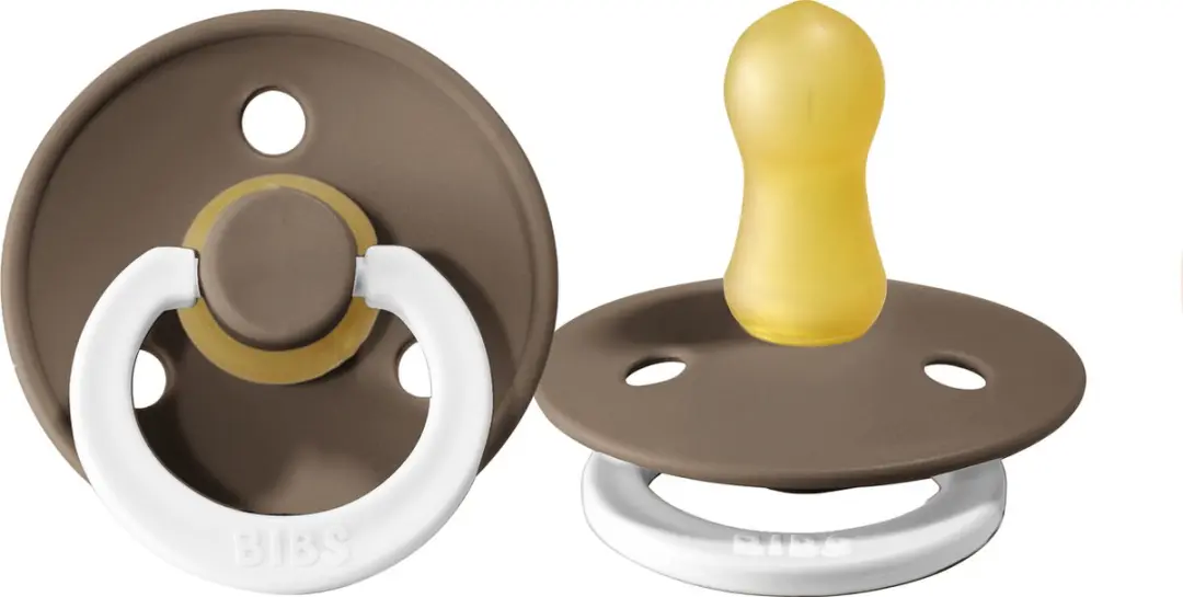 BIBS Fopspeen Dark Oak Glow in the Dark 0-6 Maanden