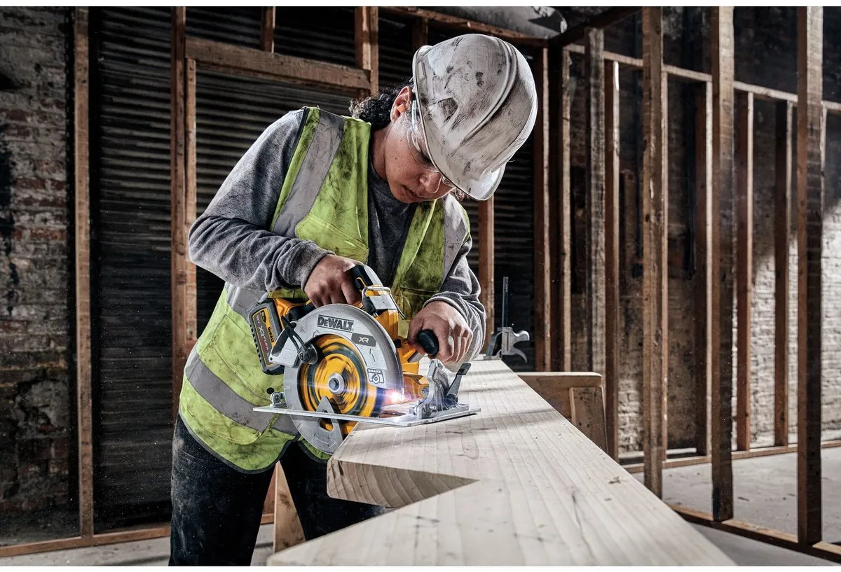 DeWalt DCS573NT 18V Accu Cirkelzaag 190mm