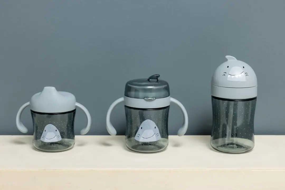 Trixie Mr. Shark Rietjesbeker 300ml - Blauw-Grijs