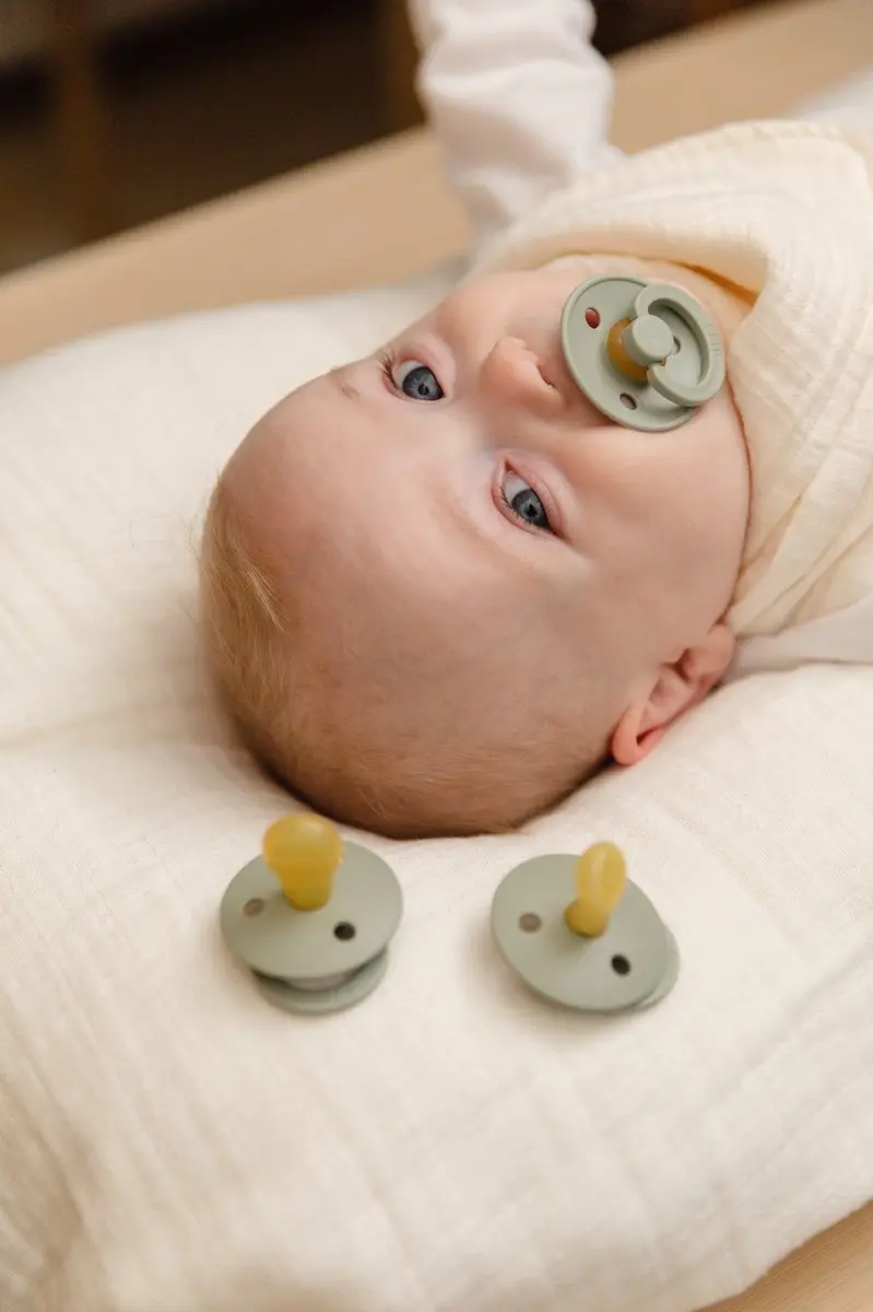 BIBS Colour Speen - 2 Stuks - Maat 2 (6-18 maanden) - Ivory/Sage