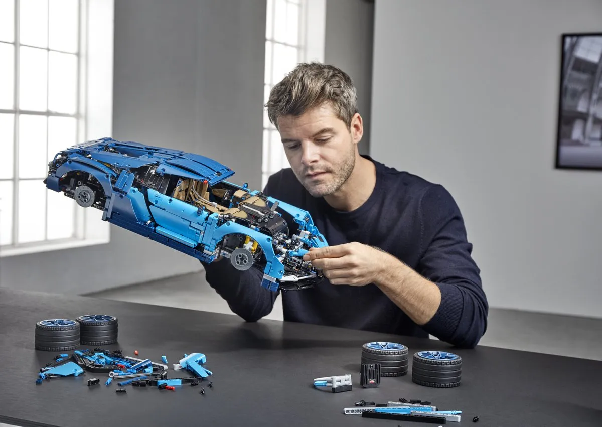 LEGO Technic Bugatti Chiron 42083 - 3599 Stukken - afbeelding 2 van 6