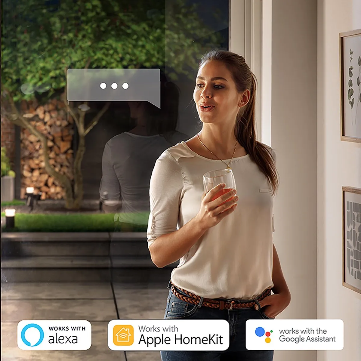 Philips Hue Cormorant Wandlamp E27 Warmwit - Zwart