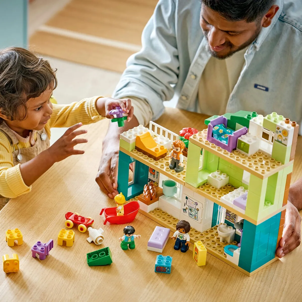 LEGO Duplo Modern Familiehuis 10470 - Multicolor