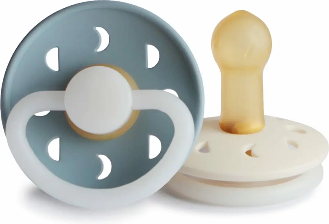 Mushie FRIGG Moon Night Fopspeen - 6-18 Mnd - 2 Stuks - Blauw/Crème