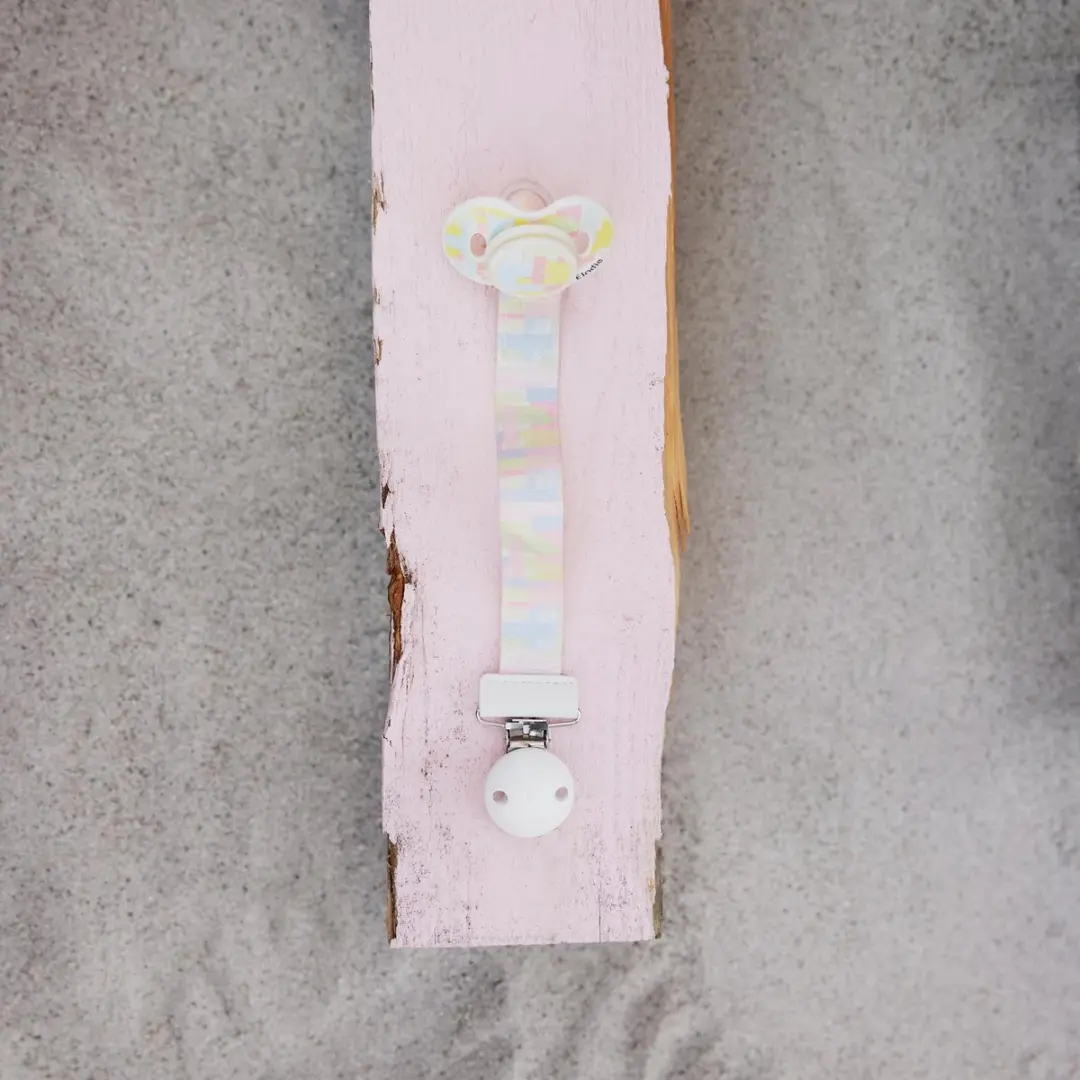 Elodie Fopspeen 3 md+ Pastel Braids - Silicone