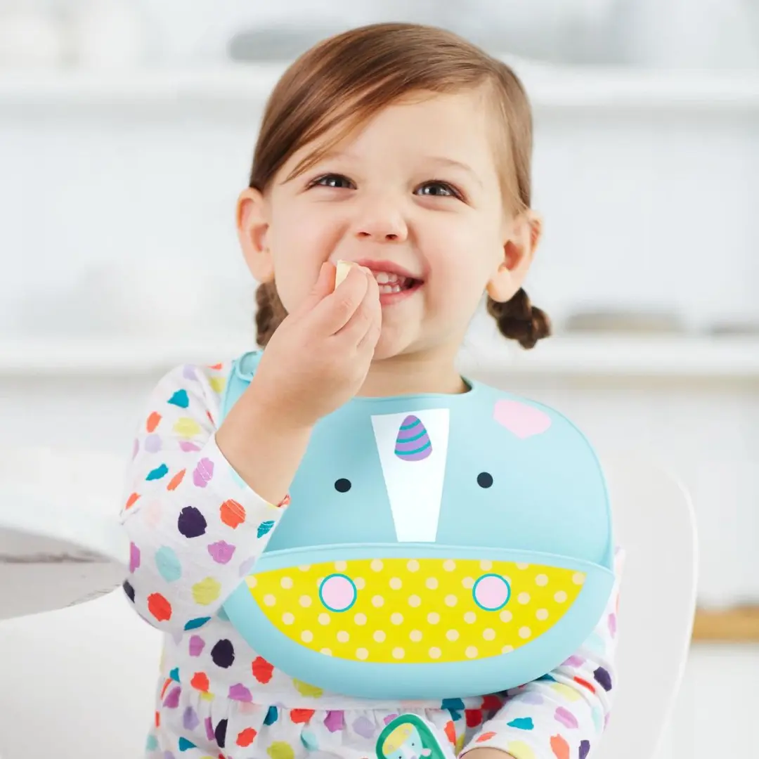 Skip Hop Zoo Fold & Go Siliconen Slabbetje - Butterfly - Multicolor