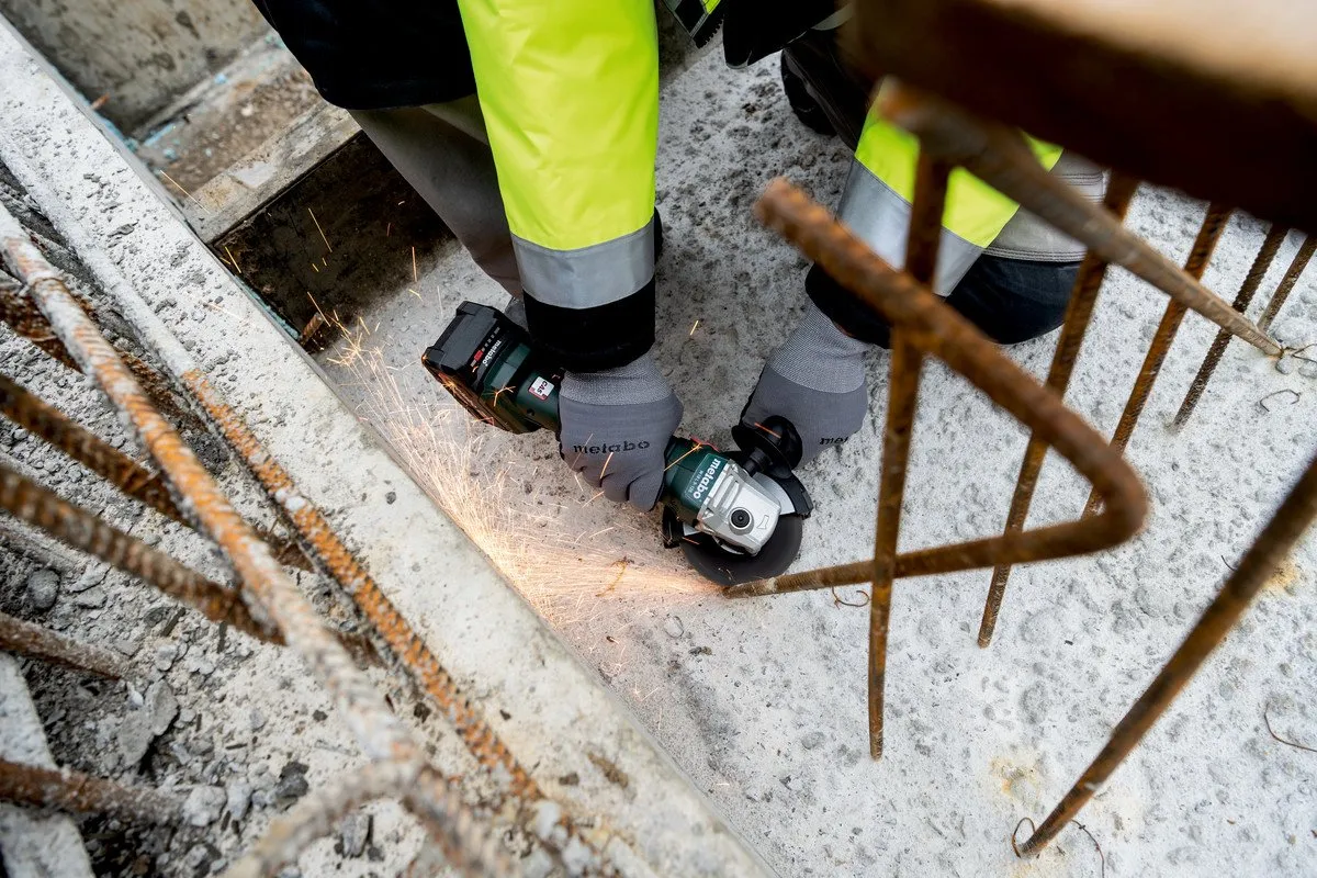 Metabo W 18 L 9-125 Haakse Accuslijper 125mm - Metaal