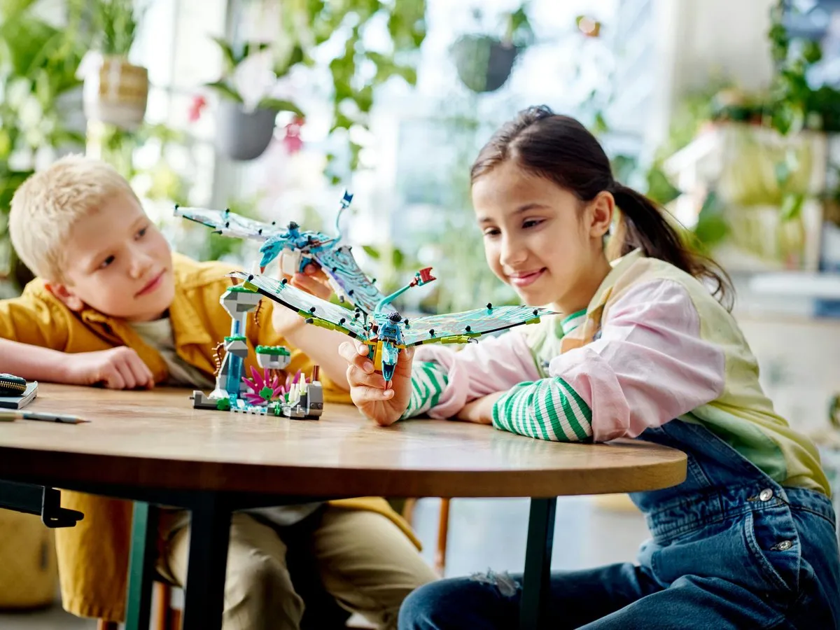 LEGO Avatar Jake & Neytiri’s Eerste Vlucht Banshee 75572 - 572 Stukken - afbeelding 2 van 6