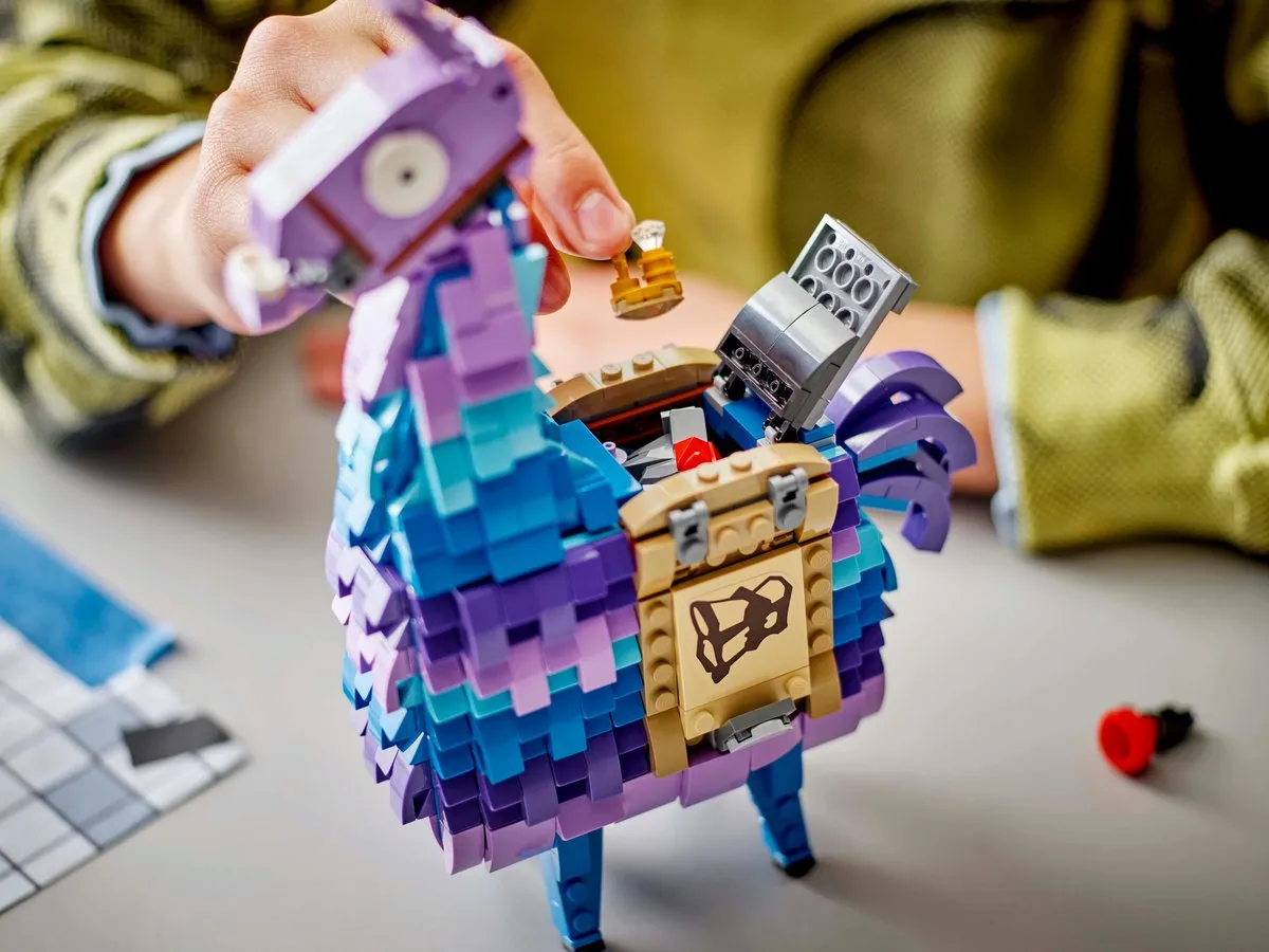 LEGO Fortnite Supply Llama 77071 - 691 Stukken