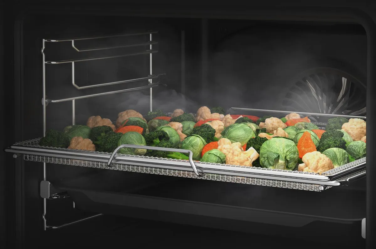 Beko BBIM173001BE Inbouwoven 72L - Zwart