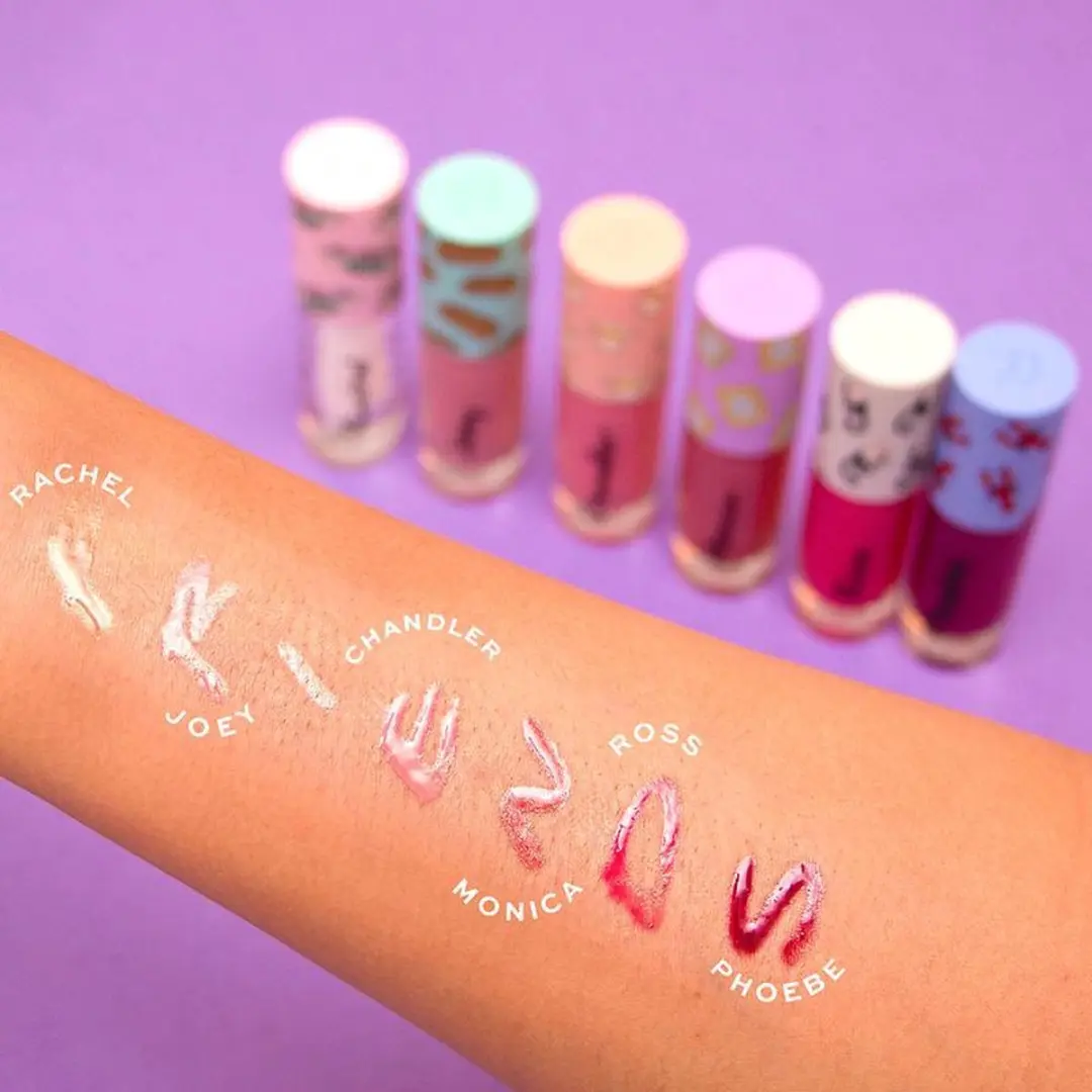 Makeup Revolution Phoebe Pout Bomb Lipgloss - Dieproze