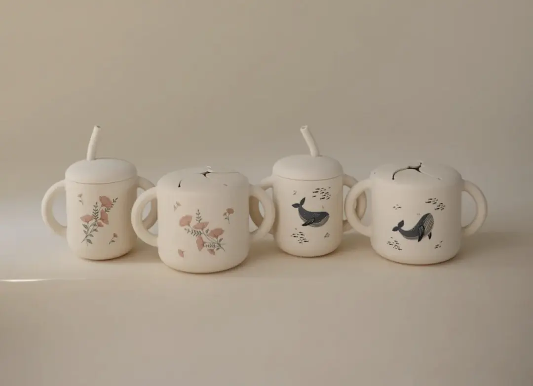 Mushie Snack Cup Roze Bloemen