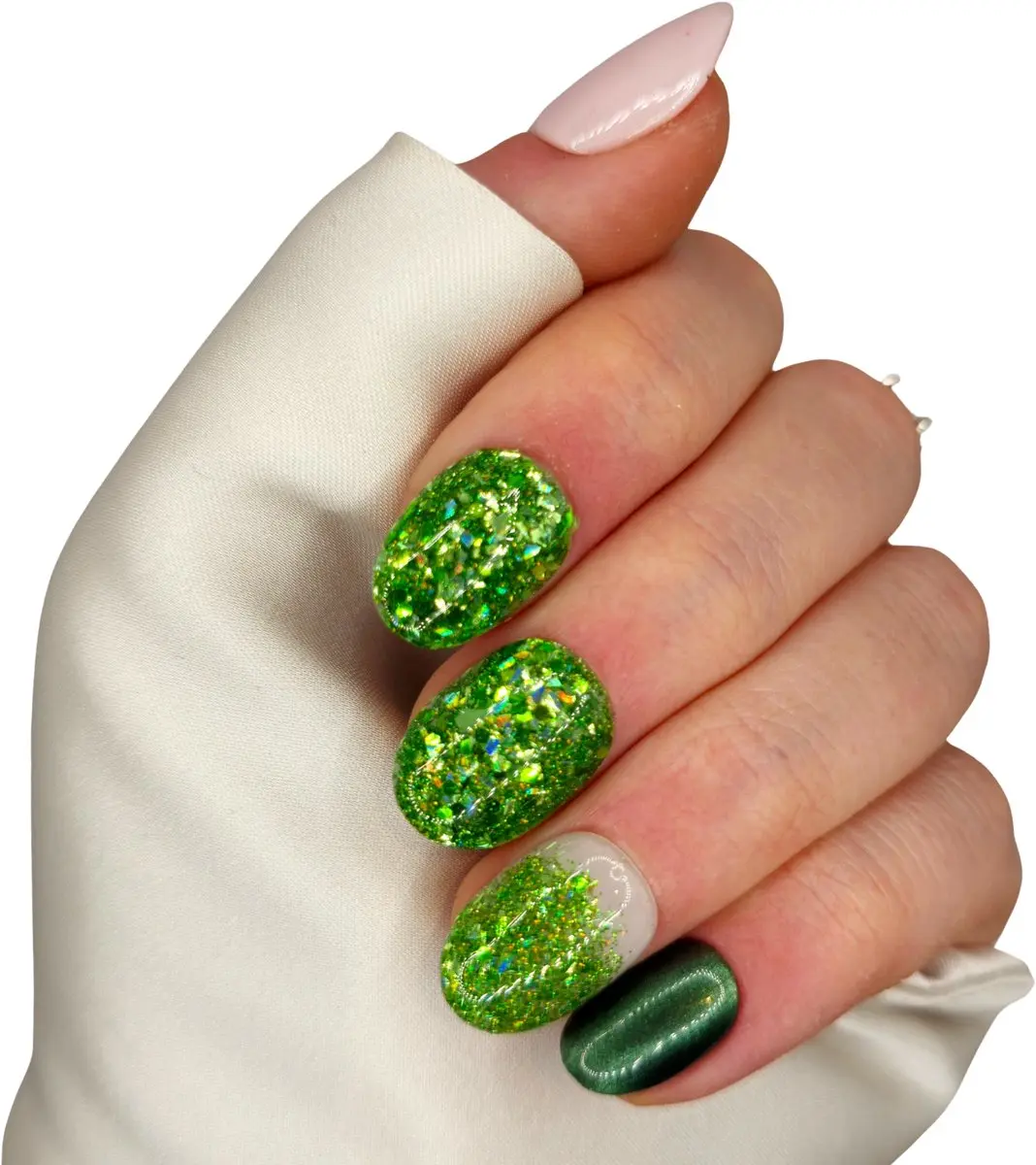 SD Press on Nails No. 79 Green Magic XS Almond