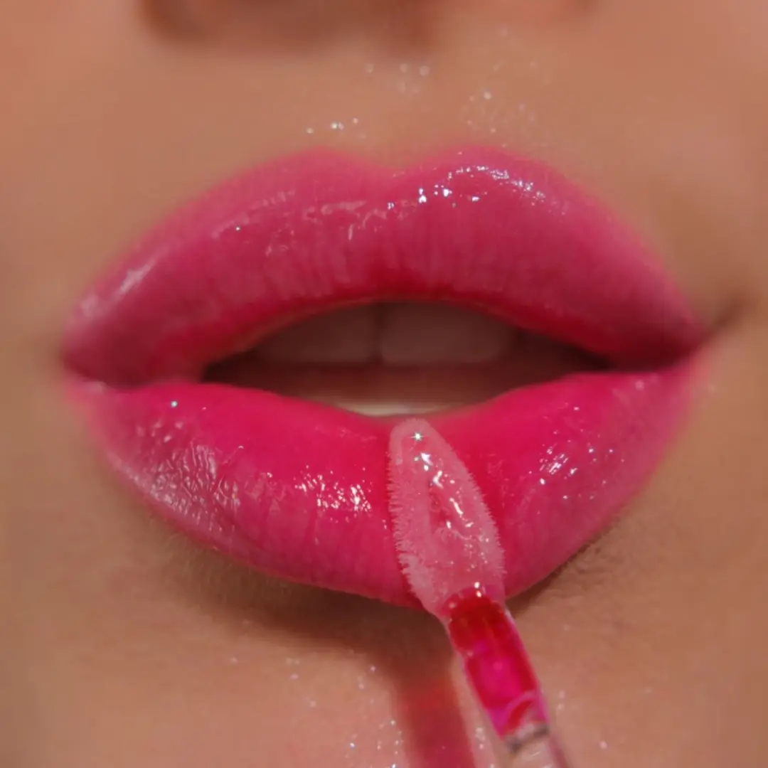 Makeup Revolution x The School Of Good & Evil Potion Lip Oil Evers - 2.5ml