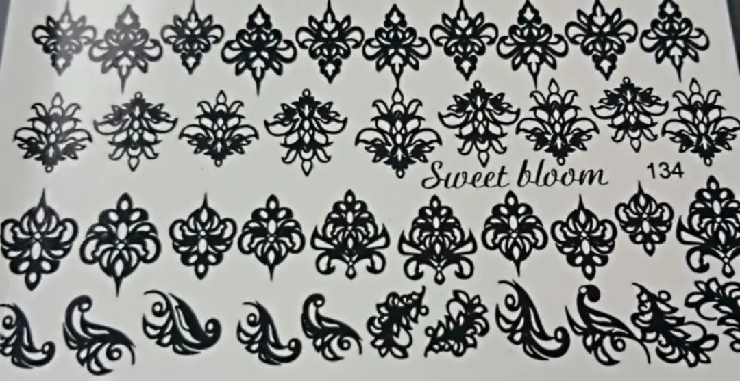 Korneliya Folie Decal 134 Zwart