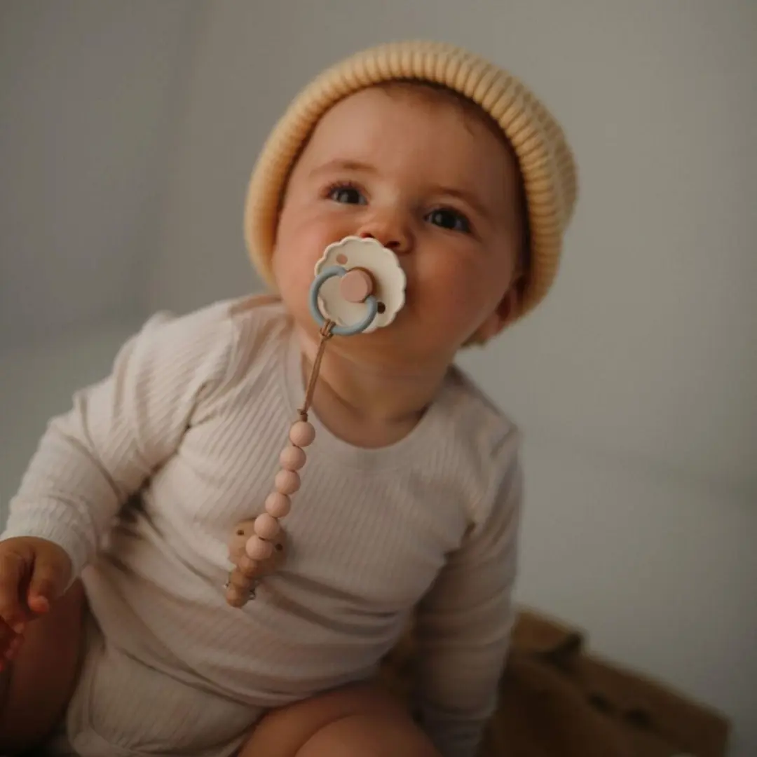 Mushie Speenkoord EVA Blush - Siliconen