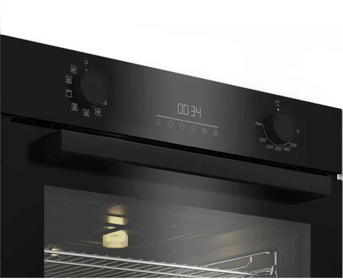 Beko BBIS17300BSEA Inbouwoven 72L - Zwart