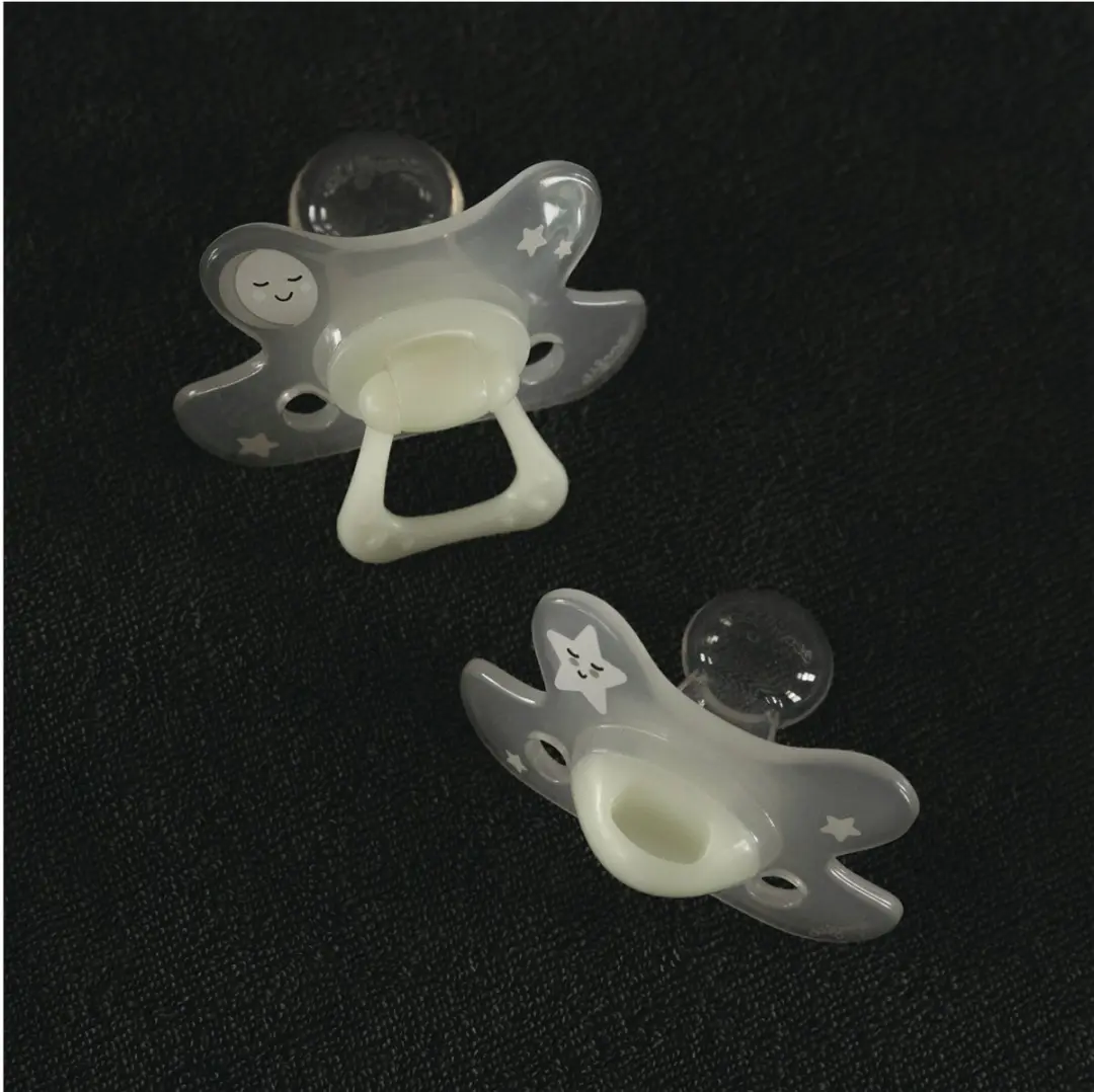 Difrax Natural Fopspeen Glow in the Dark 0-6 Maanden - 2 Stuks