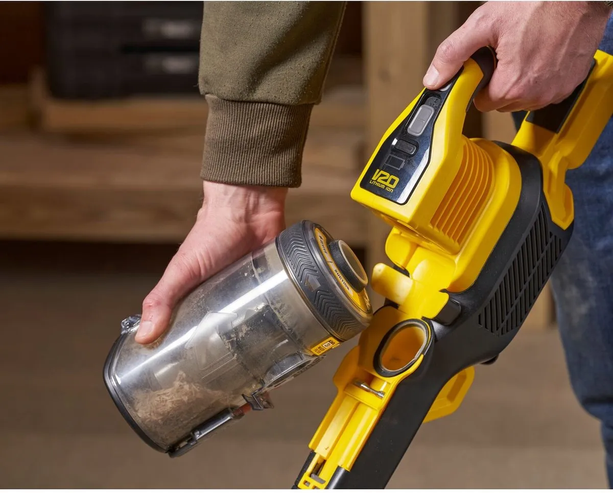 Stanley Fatmax V20 SFMCVS001D1 Accu Stofzuiger - Zwart/Geel