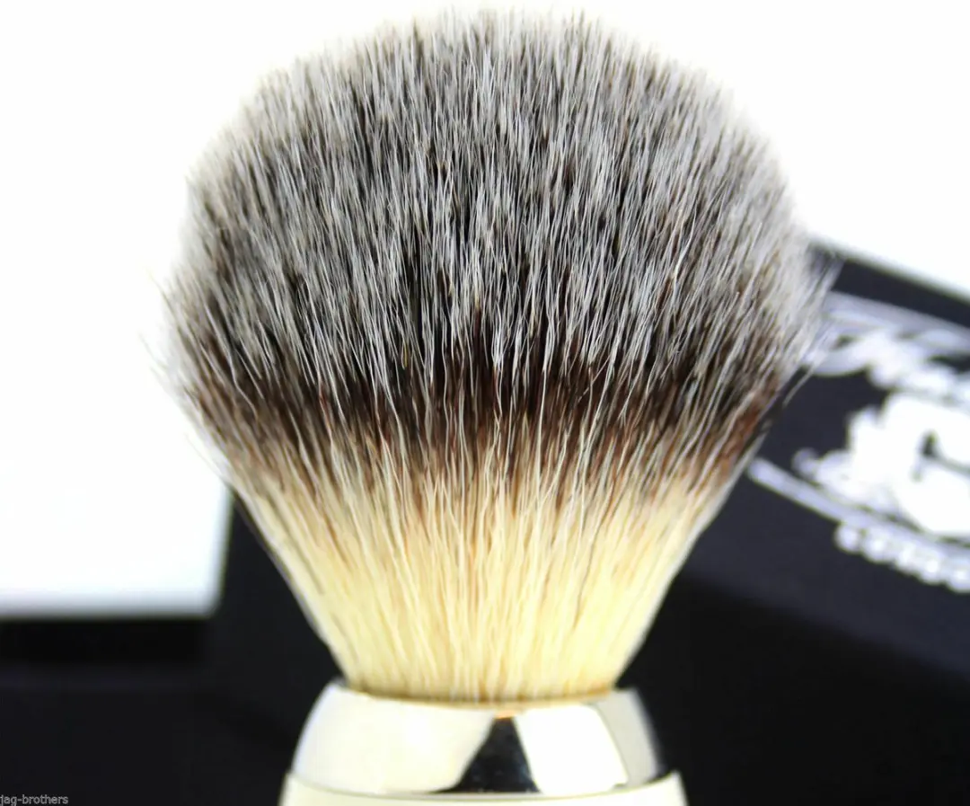 Haryali London Scheerkwast Gebroken Wit Zilver