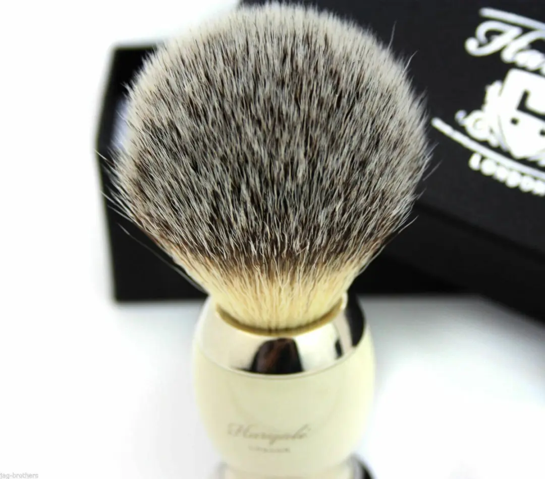 Haryali London Scheerkwast Gebroken Wit Zilver