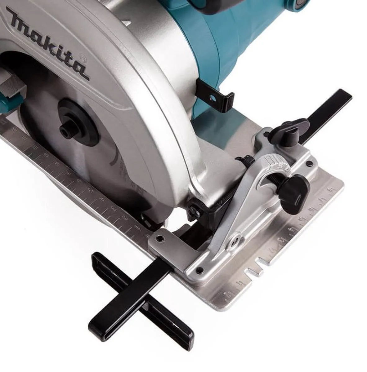 Makita HS6601 230V Cirkelzaag 165mm