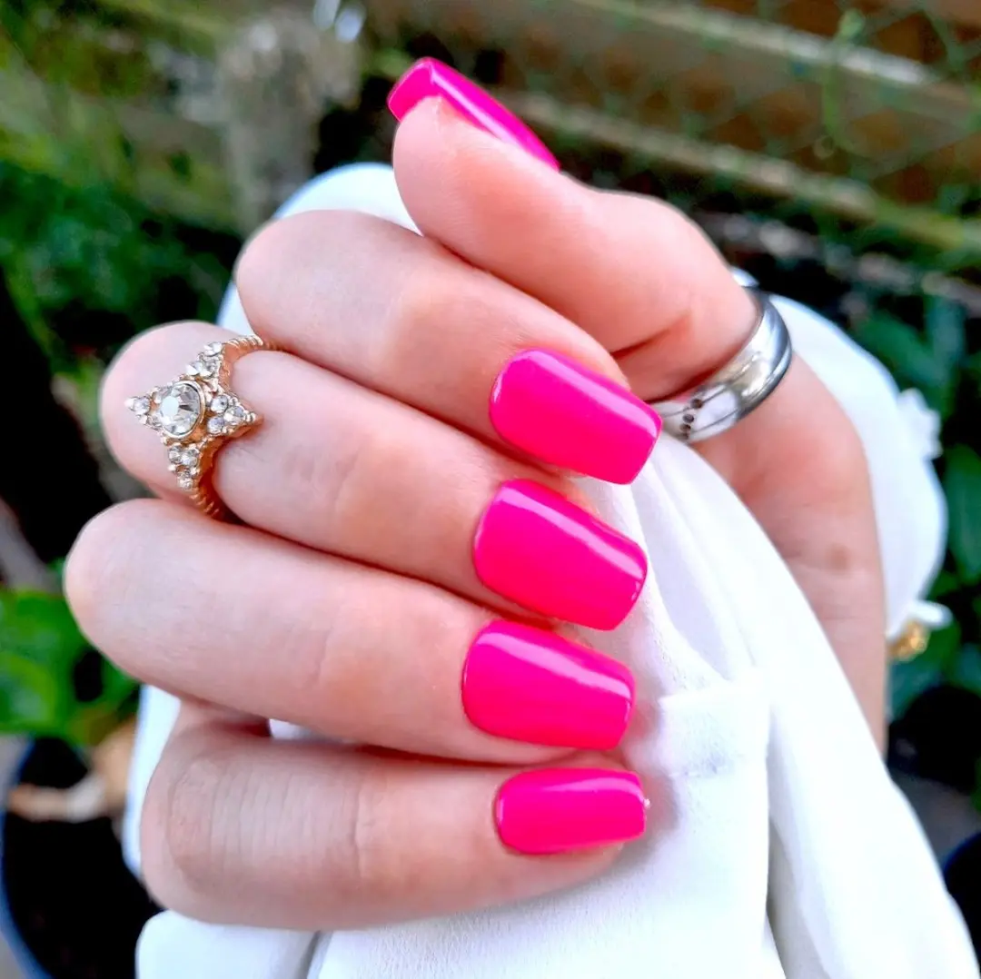SD Press on Nails B-123 Neon Pink Plaknagels - 20 Stuks XS Coffin