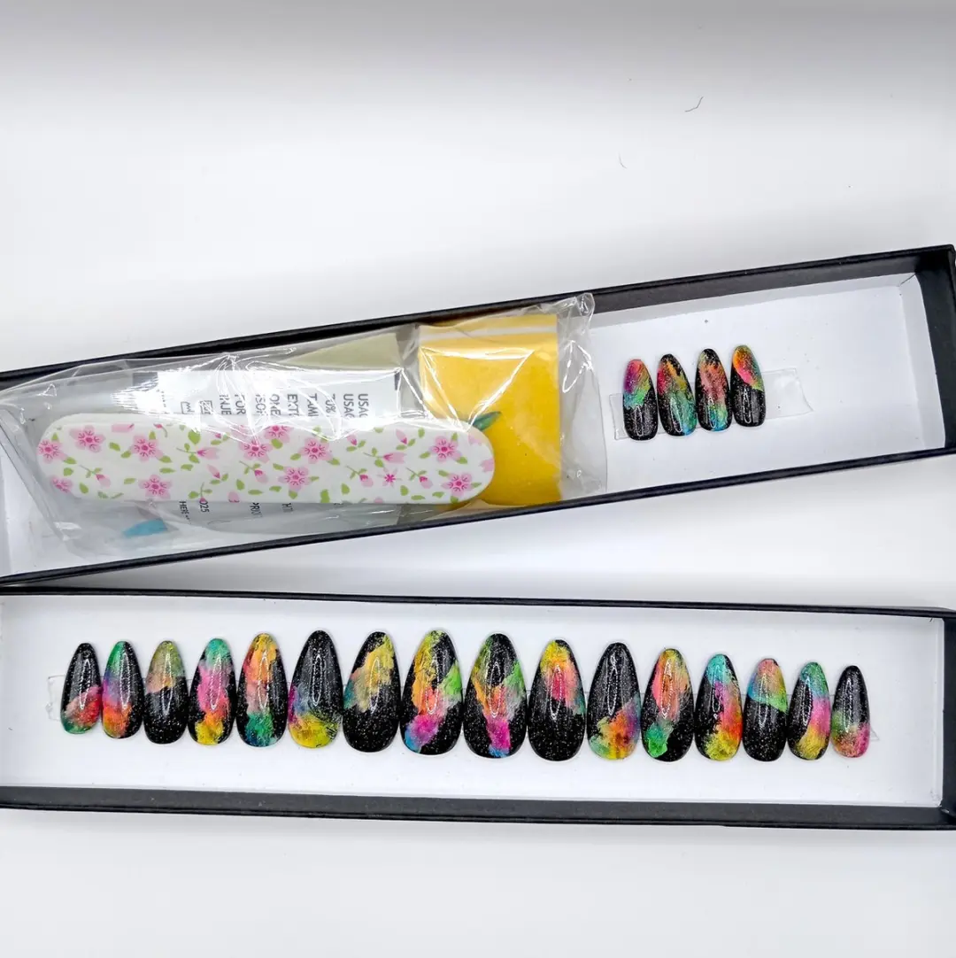 SD Press on Nails No. 71 Electric Voodoo Zwart Neon Smoke - 20 Stuks