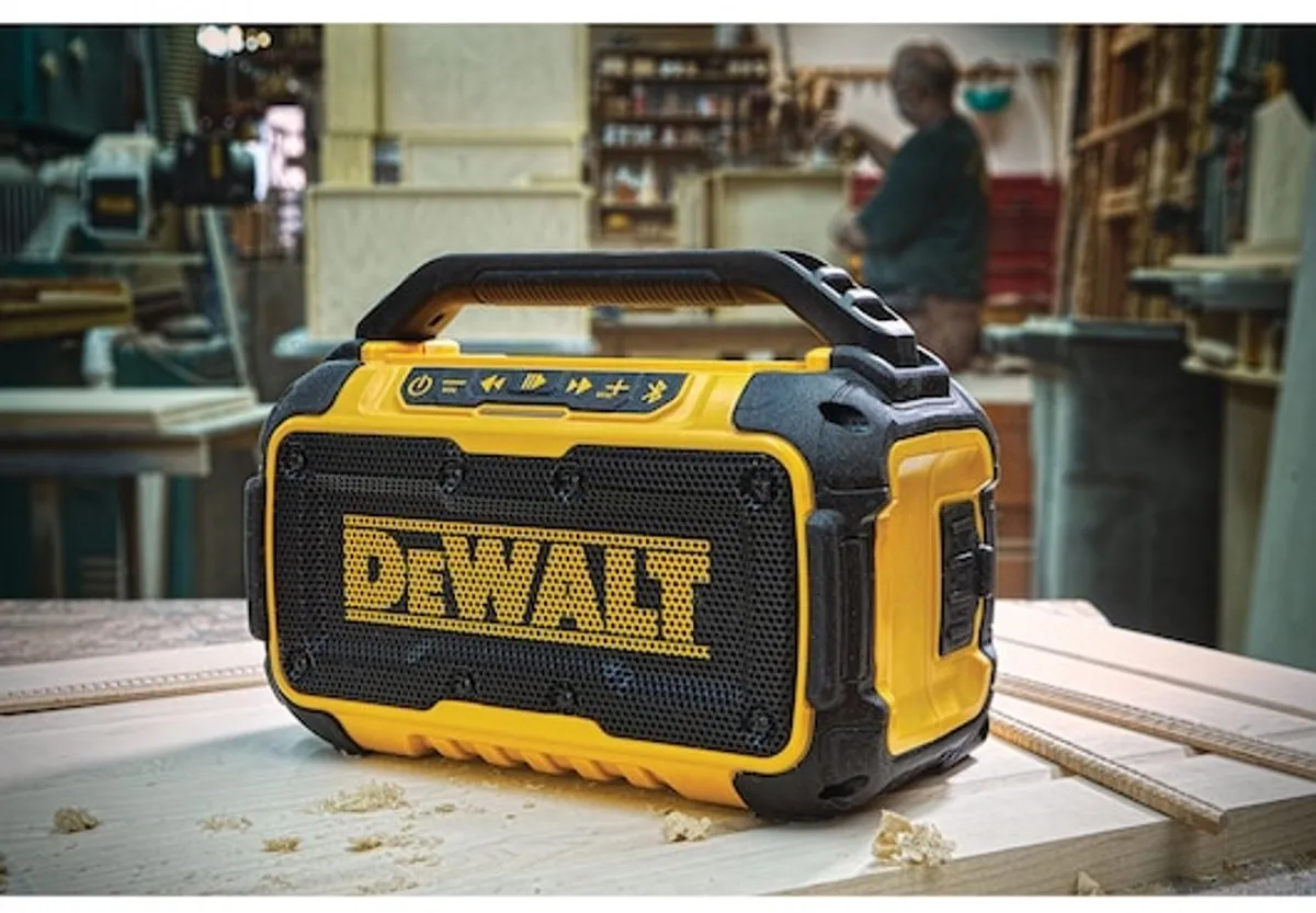 DeWalt DCR011 XR Li-Ion Bluetooth Speaker - Geel/Zwart