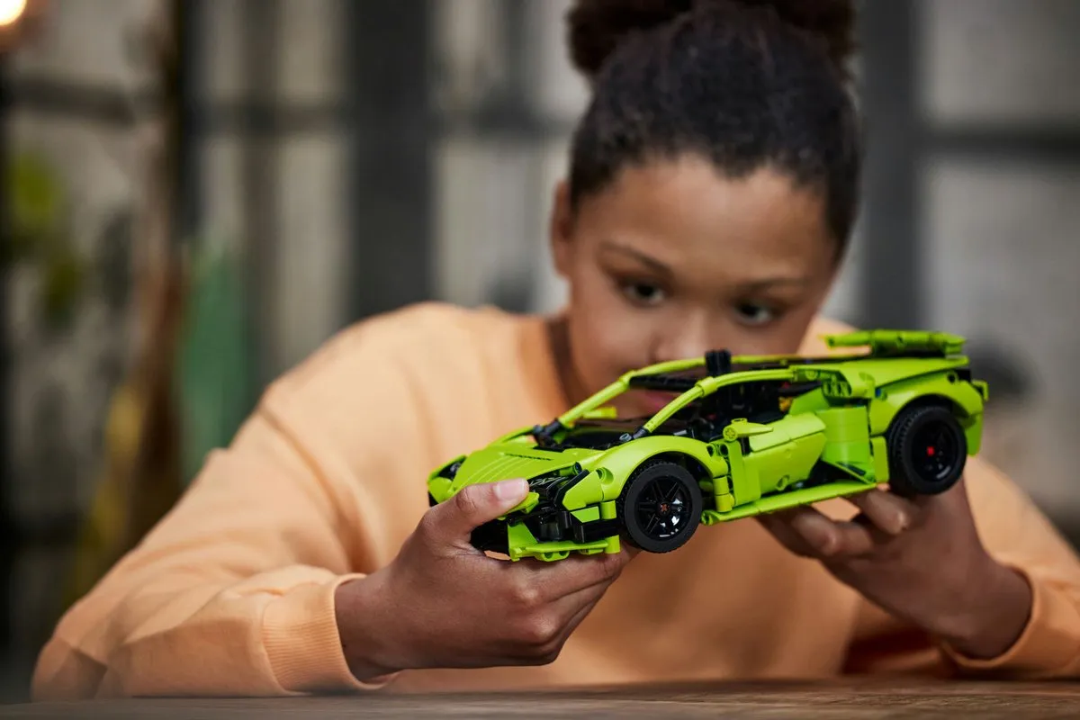 LEGO Technic Lamborghini Huracán Tecnica 42161 - 806 Stukken