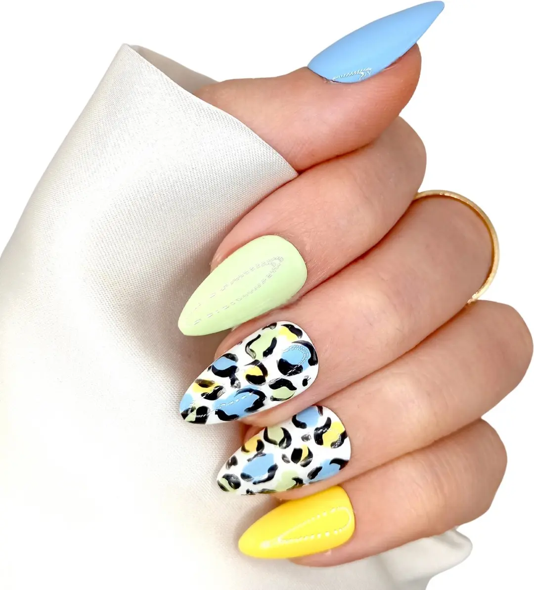SD Press on Nails B-218 Plaknagels Pastel Luipaard