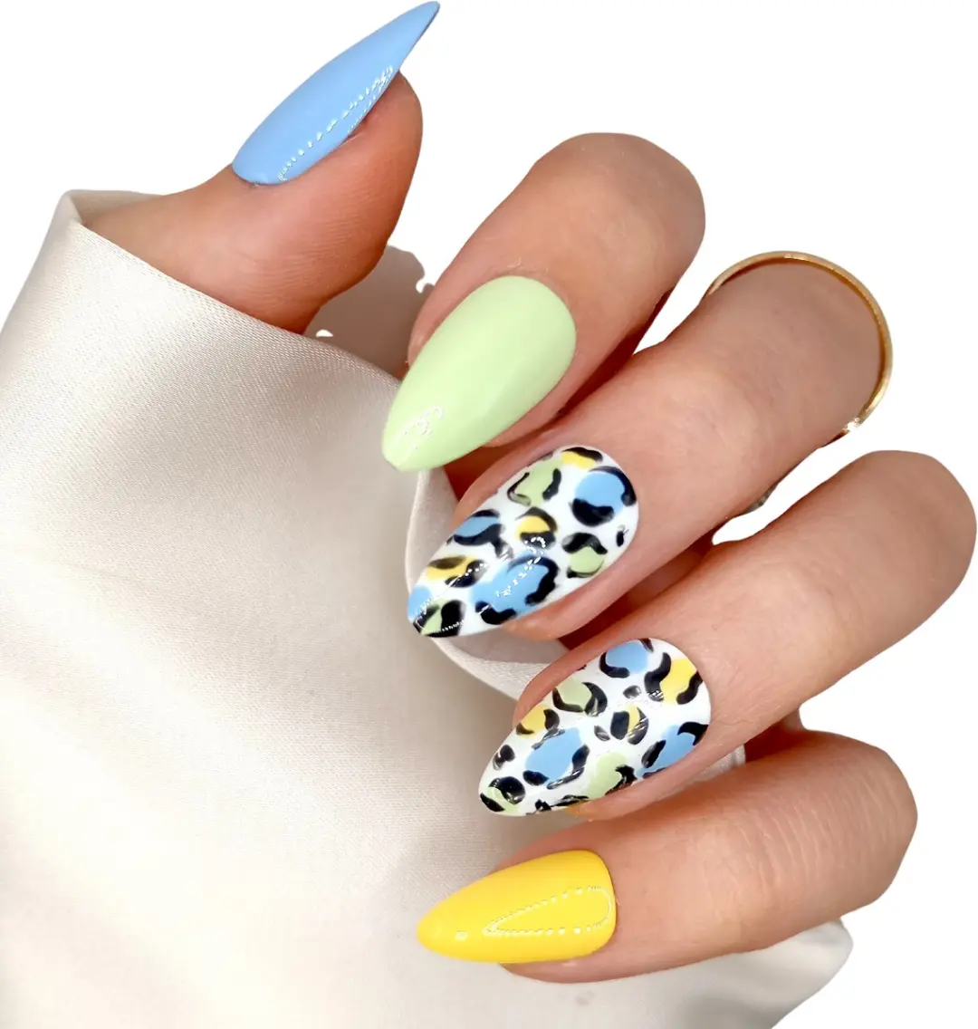 SD Press on Nails B-218 Plaknagels Pastel Luipaard - 20 Stuks