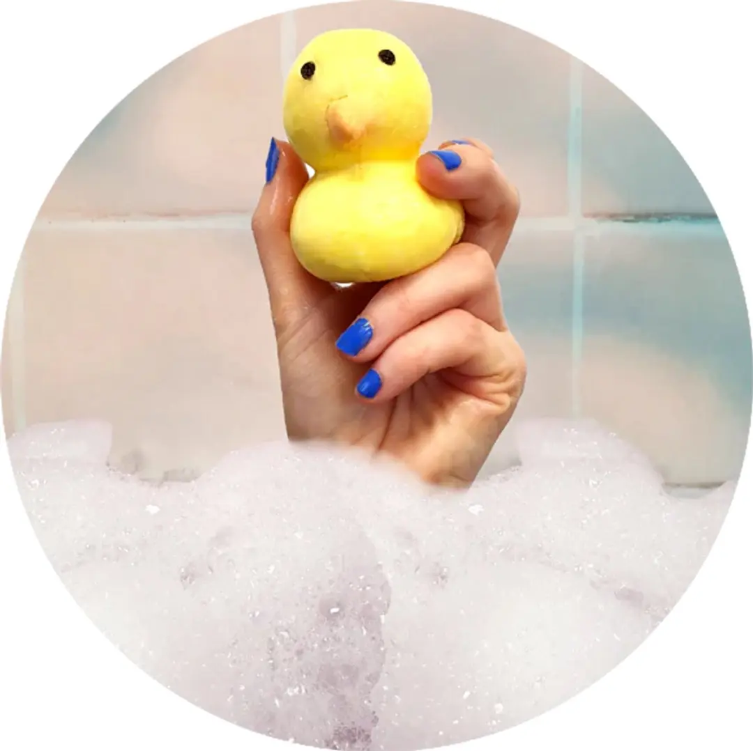 Bomb Cosmetics Lover Ducky Bubble Doh 130g