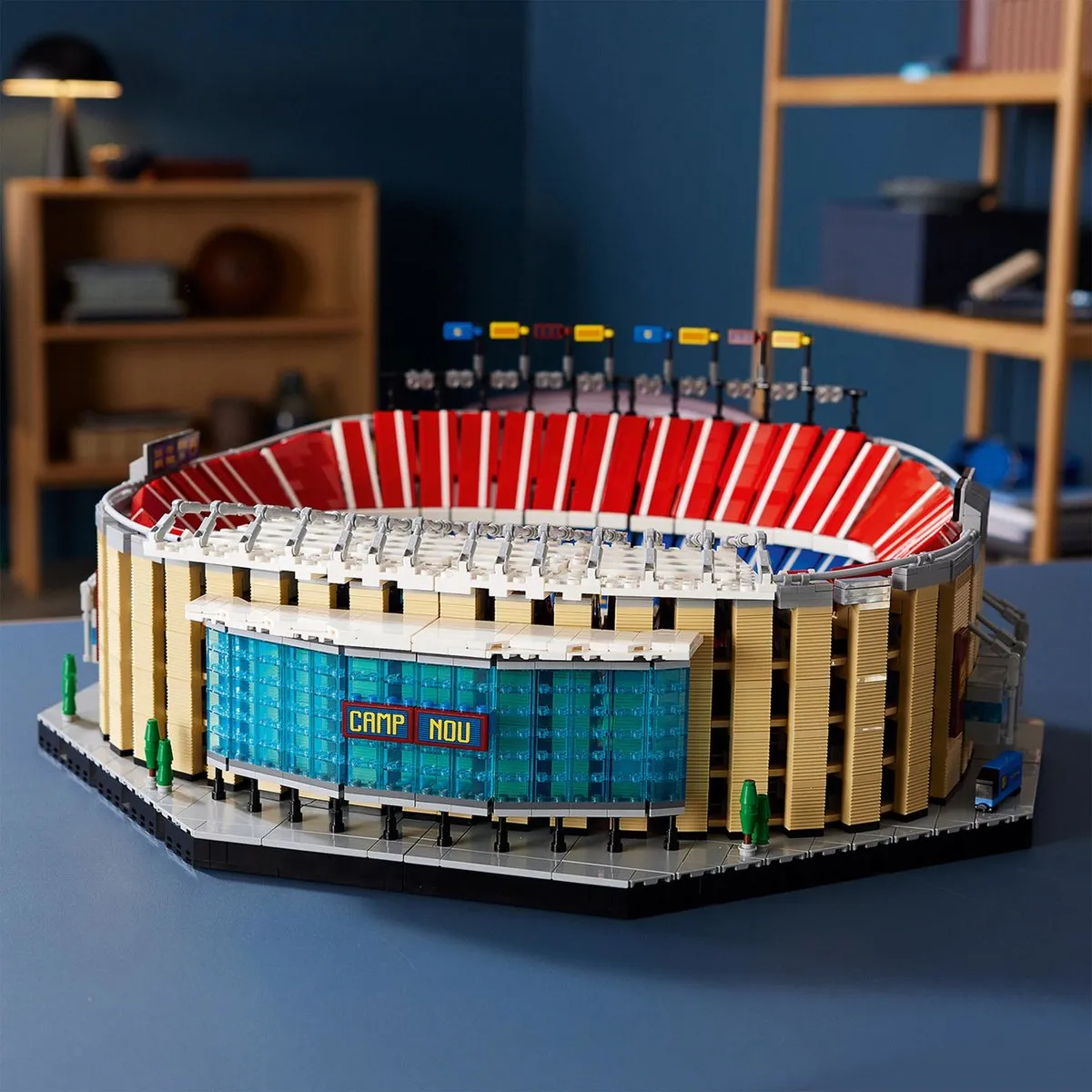 LEGO Creator Expert 10284 Icons Camp Nou FC Barcelona - 5509 Stenen - afbeelding 6 van 6