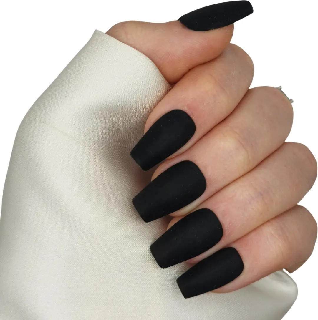 SD Press on Nails B45 Plaknagels - 20 Stuks - Zwart Matte - Medium Coffin