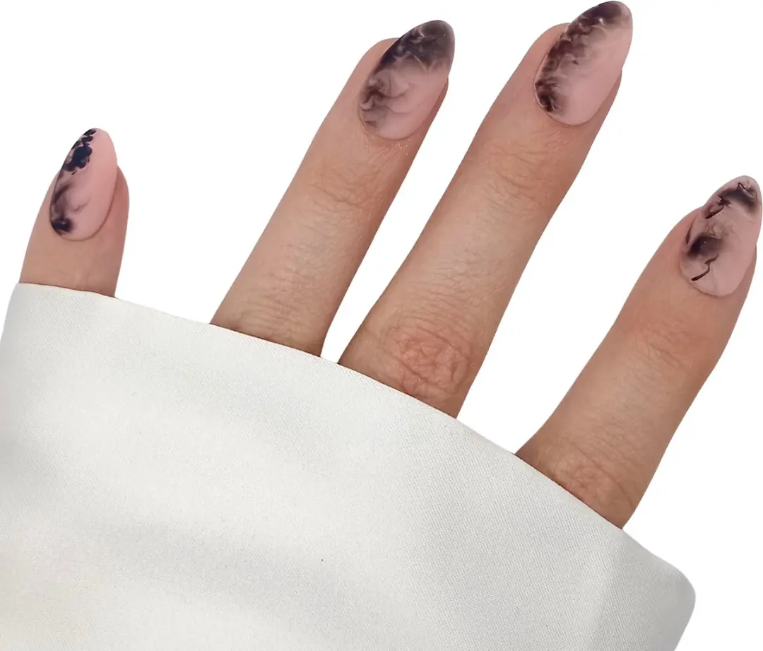 SD Press on Nails No. 32 Smoky Matte - 20 Stuks Medium Almond