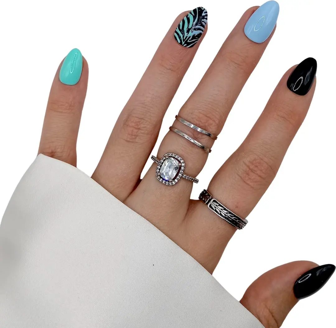 SD Press on Nails B-193 Blauw Zwart Print Nagelset - 20 Stuks - XS Stiletto