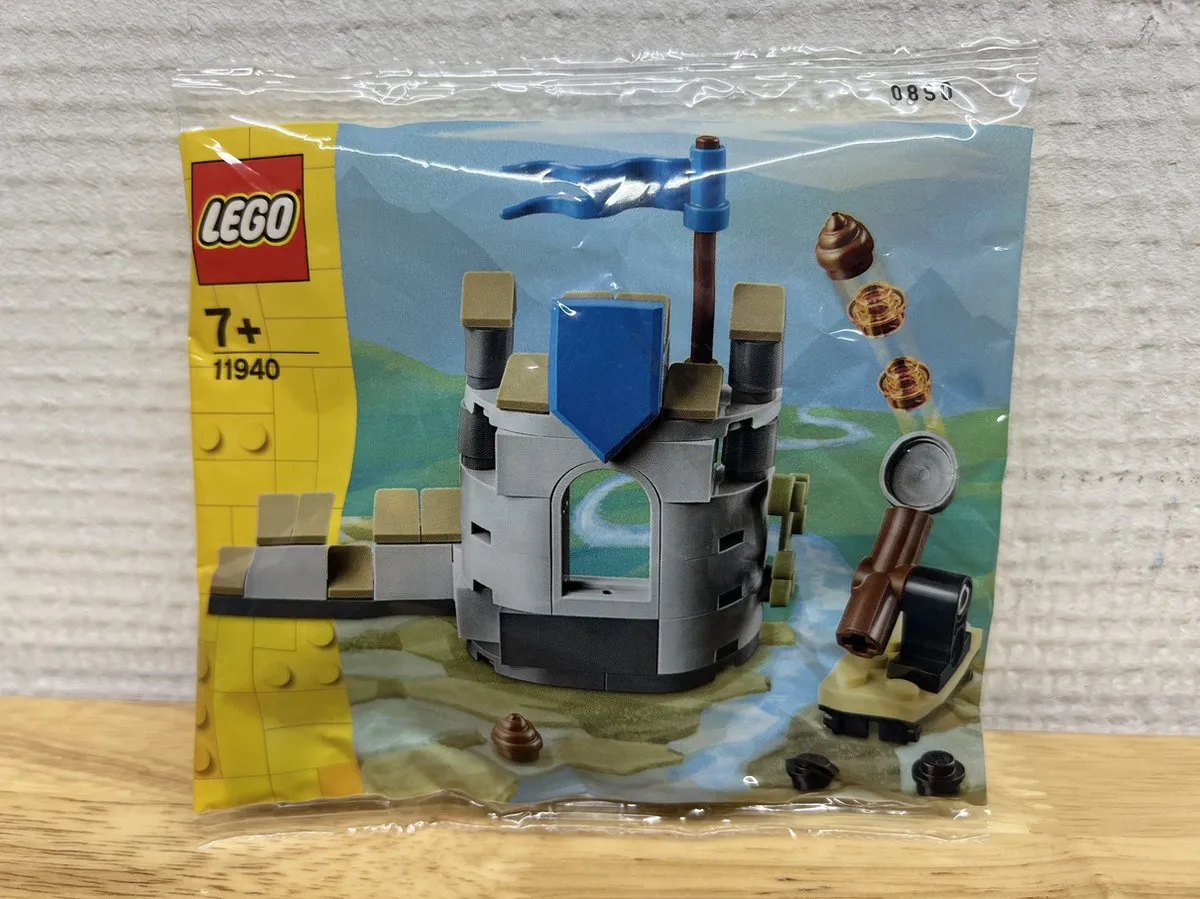 LEGO 11940 Fortress