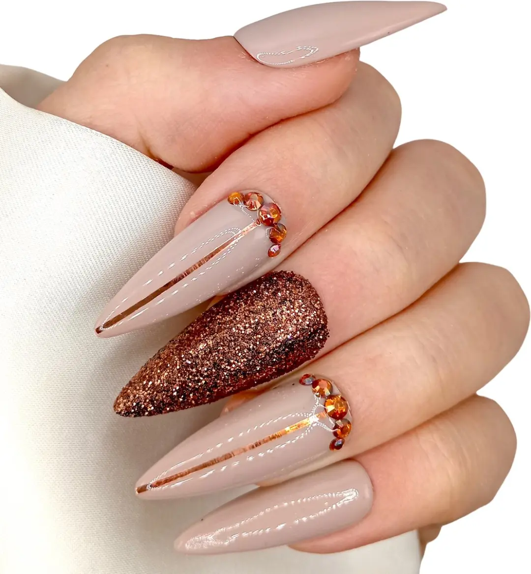 SD Press on Nails No. 128 Calma XL Stiletto Nude Copper
