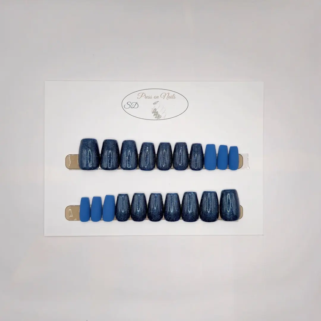 SD Press on Nails B-268 Blauw Glitter Medium Coffin Nagelset - 20 Stuks